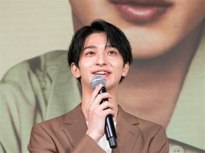 日本 若手俳優 SNS ファン交流